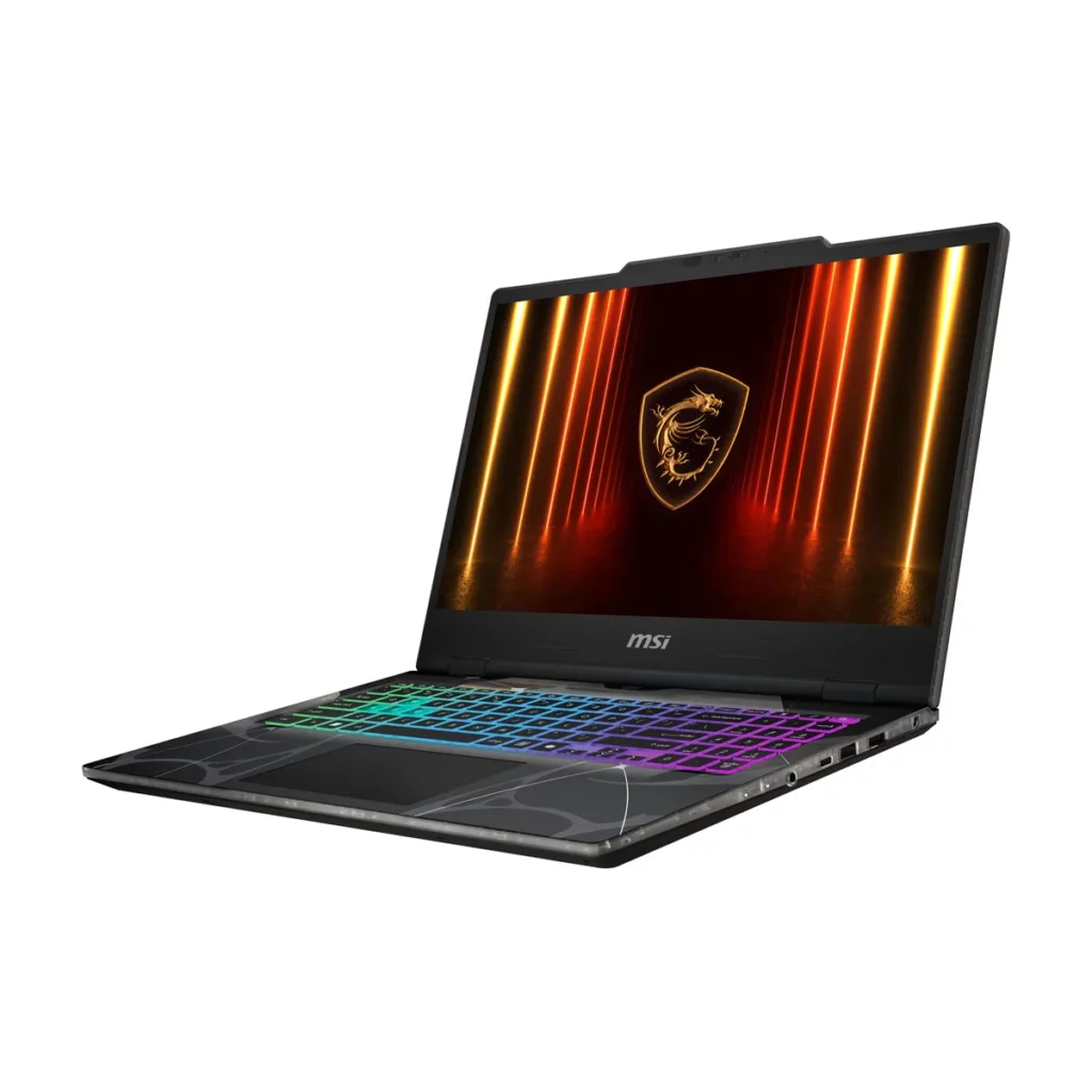 MSI Cyborg 15 (2024) — 3/4 ouvert