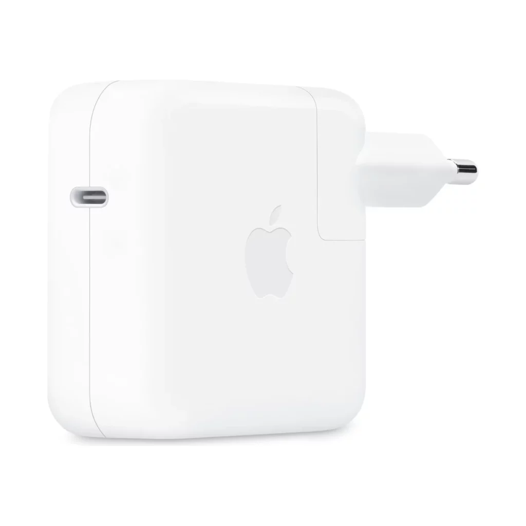 Adaptateur secteur Apple USB-C 70 W – vue 3, disponible à Dakar chez Compustore