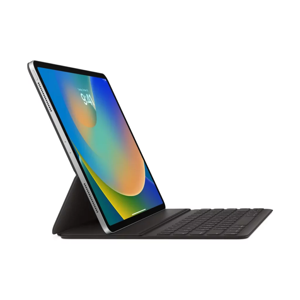 Clavier Apple Smart Keyboard Folio de couleur Noir pour iPad Pro 12;9″ 5ème génération – vue 2, disponible à Dakar chez Compustore
