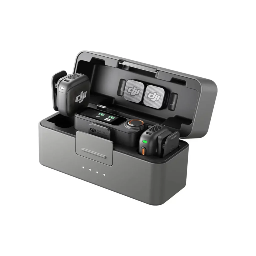 DJI Mic 3 (2 émetteurs + 1 récepteur + boîtier de recharge) — vue 2, micro sans fil DJI à Dakar