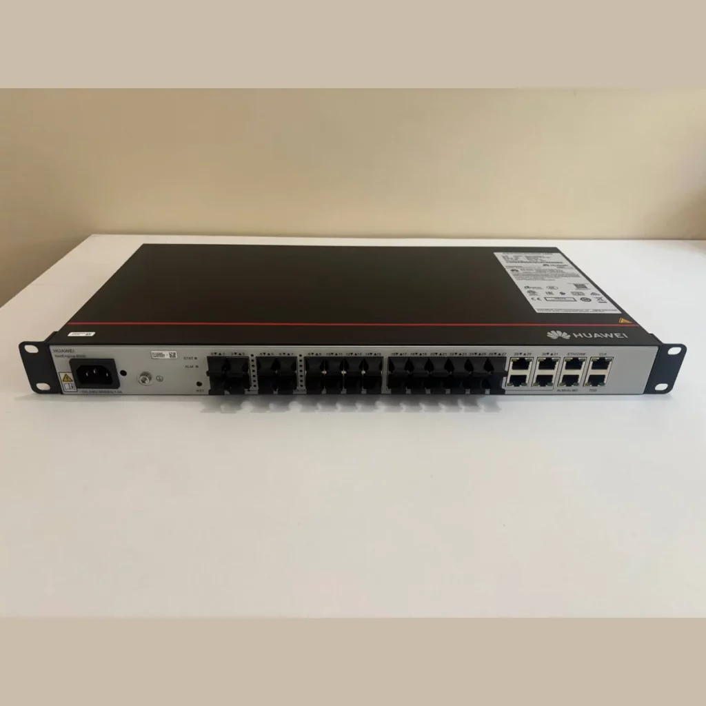 Routeur Huawei NetEngine 8000 M1A – 16 × 10GE SFP+, licences perpétuelles