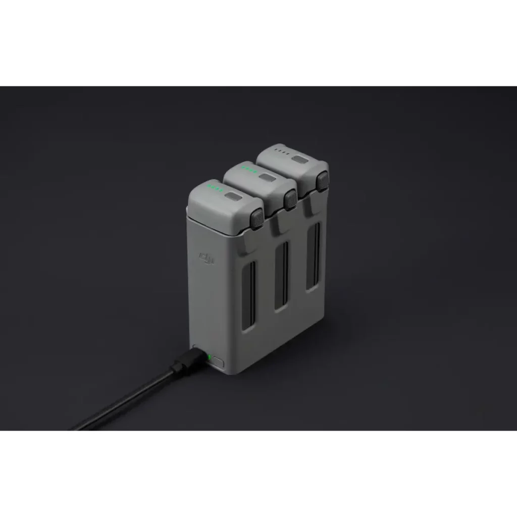 Hub de charge DJI Avata 360 – vue 3, disponible à Dakar chez Compustore
